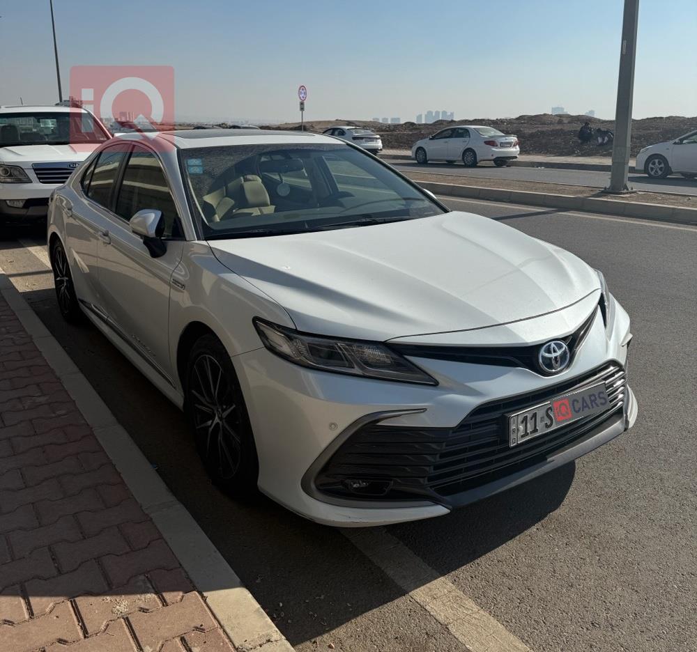 تۆیۆتا کامری